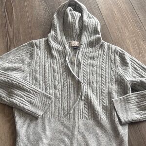 Universal Thread Light Gray Zip-Up Sweater